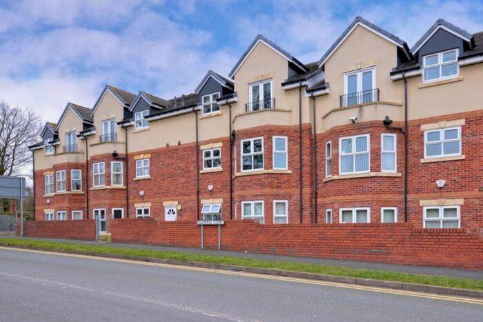 Modern 2 Bed Apartment With Free Parking And Netflix Dawley Exterior foto